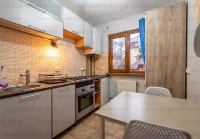 Apartament 3 camere, semidecomandat - zona Centrul Civic - foto 3