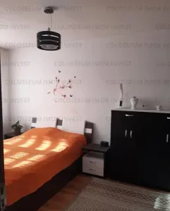 Garsoniera decomandat - zona Astra - Brasov