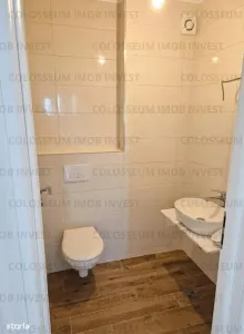 Penthouse cu 4 camere, decomandat - zona Tractorul - foto 10