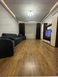 Apartament 3 camere, decomandat - zona Tractorul - foto 1