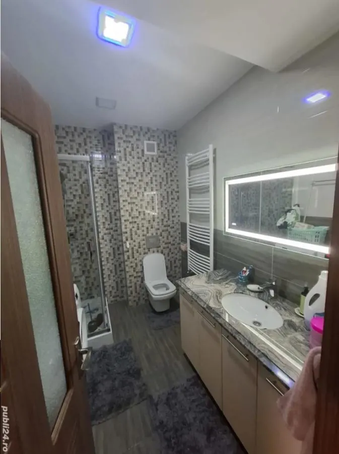 Apartament 3 camere, decomandat - zona Tractorul - foto 8