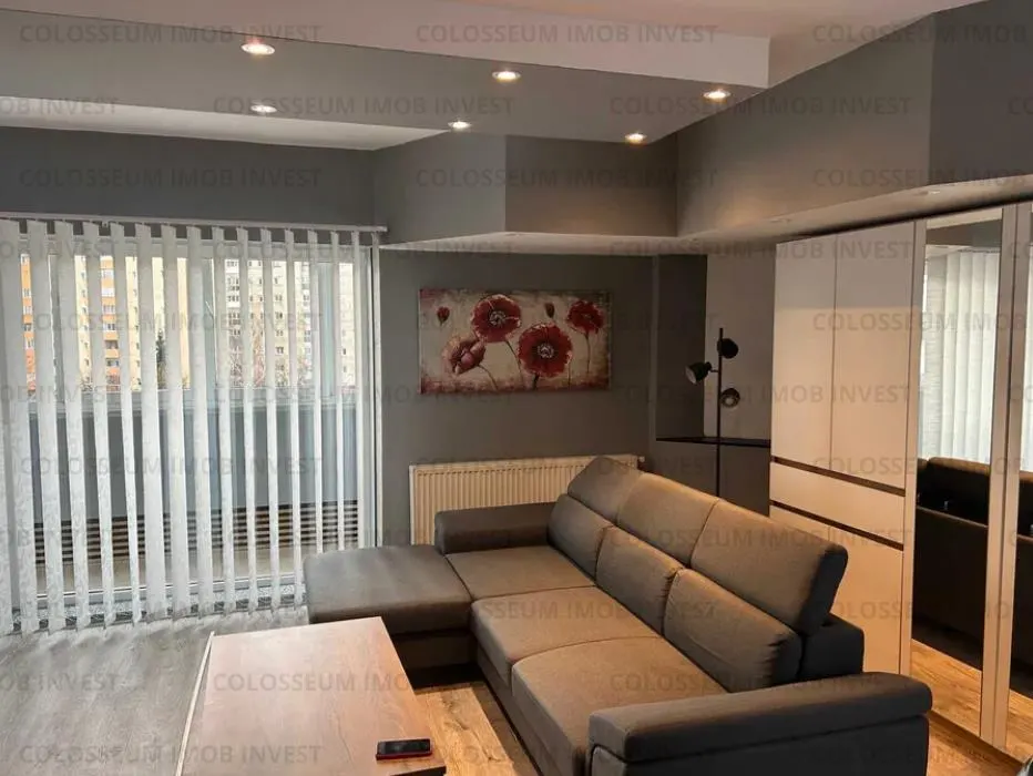 Apartament 3 camere, decomandat - zona Centru Civic - foto 2