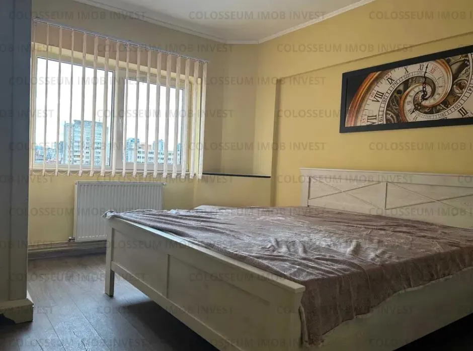 Apartament 3 camere, decomandat - zona Centru Civic - foto 4