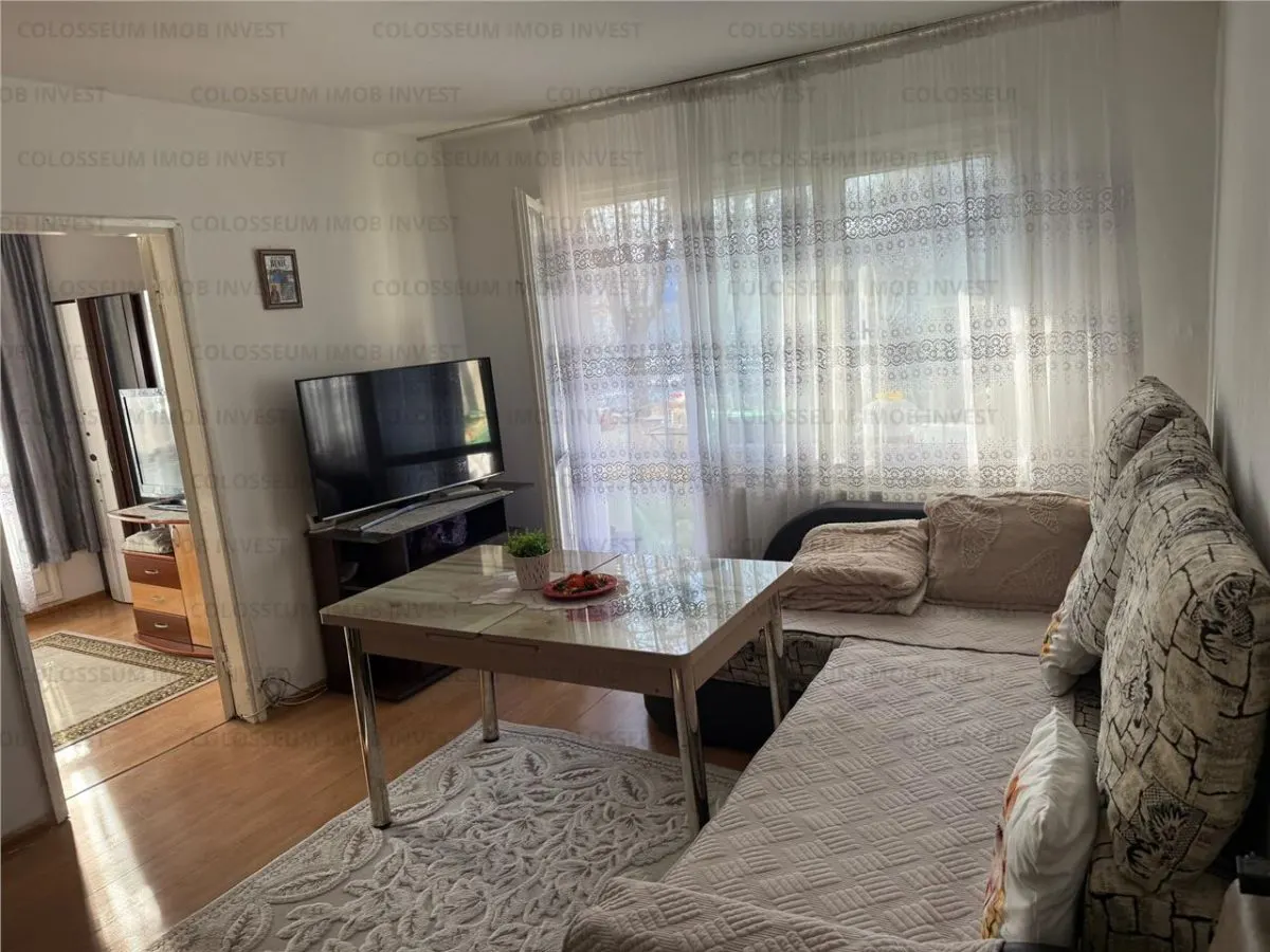 Apartament 3 camere, semidecomandat - zona Astra - foto 1