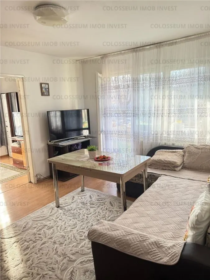 Apartament 3 camere, semidecomandat - zona Astra - foto 2