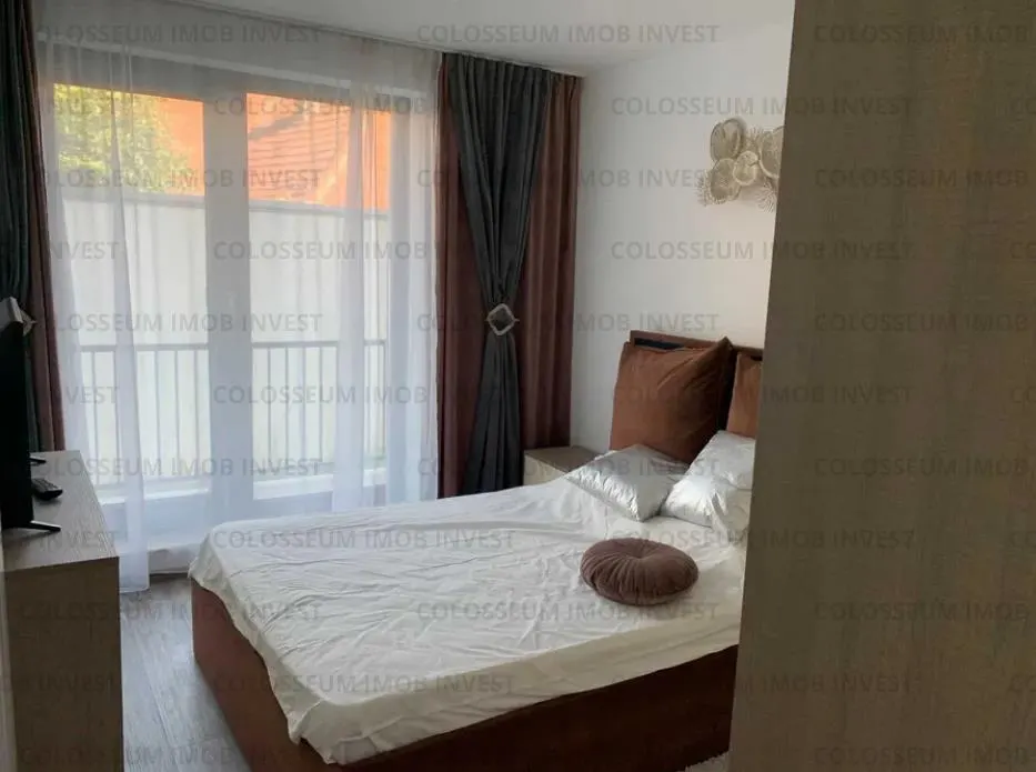 Apartament 3 camere, decomandat - zona Brasovul Vechi - foto 2