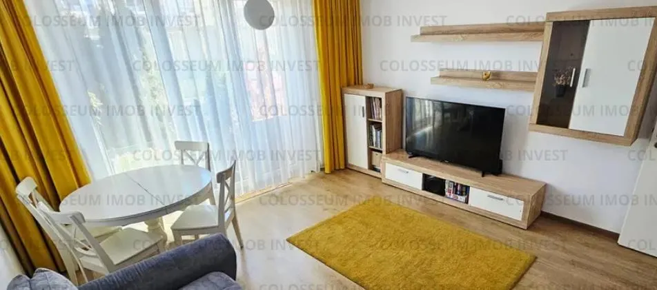 Apartament 2 camere, decomandat - zona Tractorul - foto 2