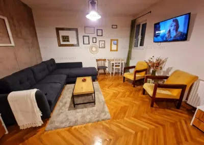 Apartament 2 camere, semidecomandat - zona Centru Istoric - foto 2