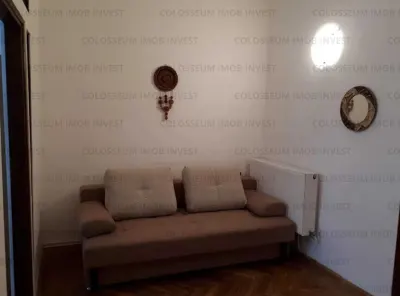 Garsoniera semidecomandat - zona Centru Istoric - Brasov