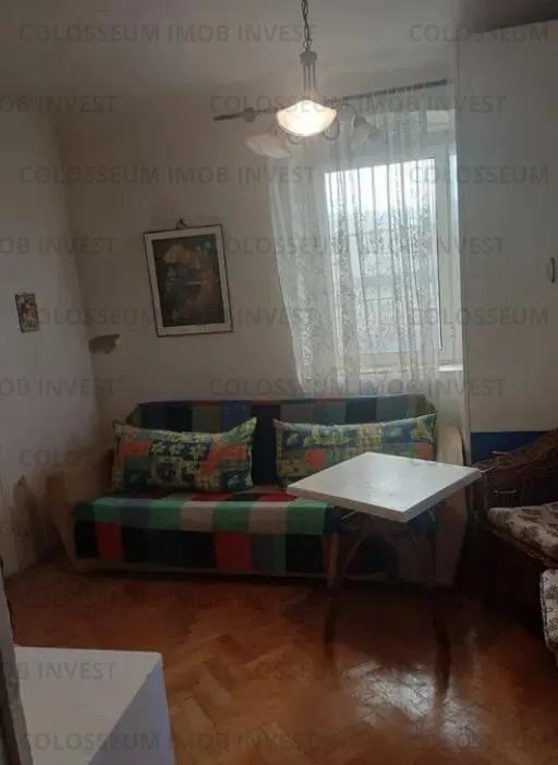 Apartament 4 camere, decomandat - zona Centru Istoric - foto 1