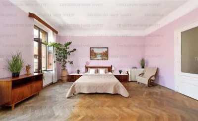 Apartament 6 camere, semidecomandat - zona Centru Istoric - Brasov