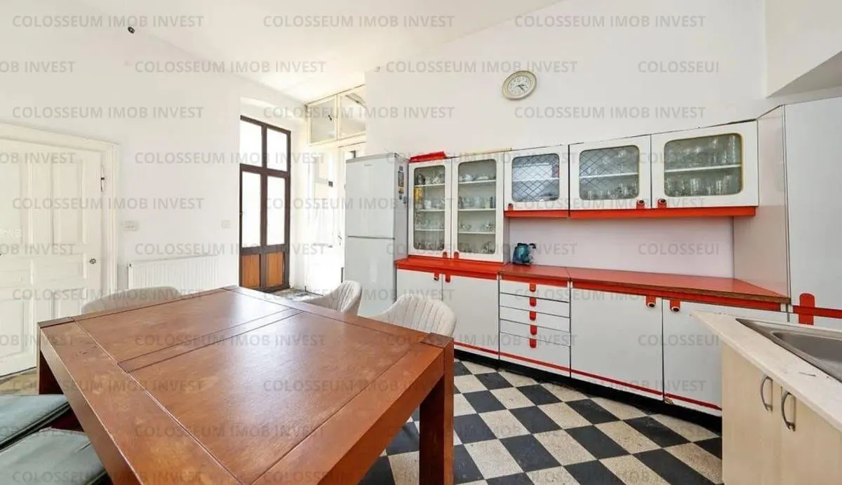 Apartament 6 camere, semidecomandat - zona Centru Istoric - foto 7