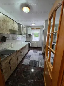 Apartament 3 camere, decomandat - zona Racadau - foto 4