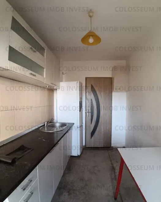 Apartament 3 camere, decomandat - zona Racadau - foto 4