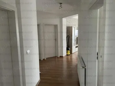 Apartament 3 camere, decomandat - zona Tractorul - foto 5