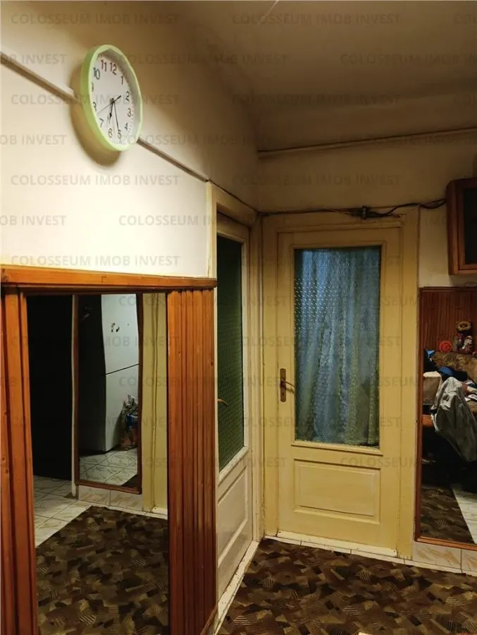 Apartament 2 camere, decomandat - zona Tractorul - foto 3