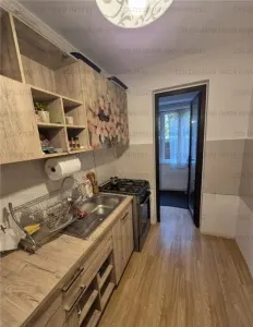 Apartament 2 camere, decomandat - zona Astra - foto 3