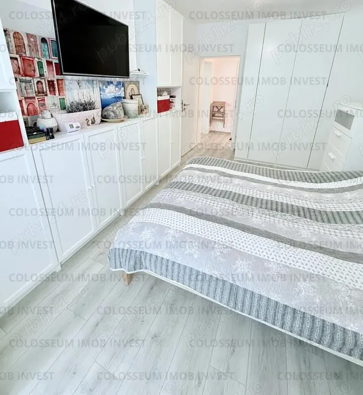 Apartament 3 camere, decomandat - zona Bartolomeu - foto 4