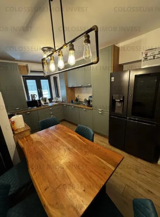 Apartament 4 camere, decomandat - zona Centru Civic - foto 1