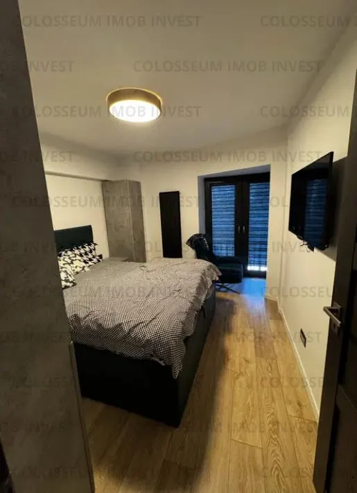 Apartament 4 camere, decomandat - zona Centru Civic - foto 3