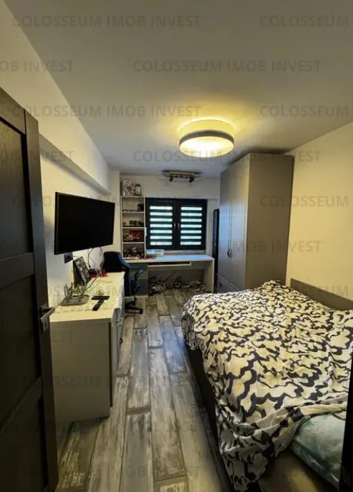 Apartament 4 camere, decomandat - zona Centru Civic - foto 4