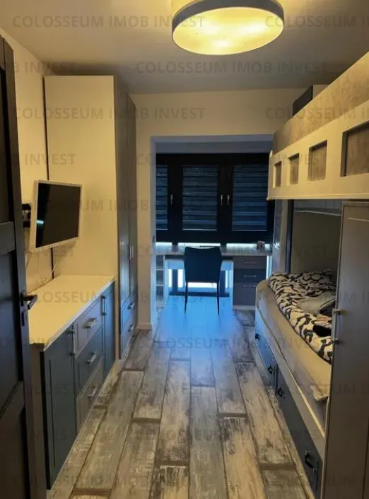 Apartament 4 camere, decomandat - zona Centru Civic - foto 5