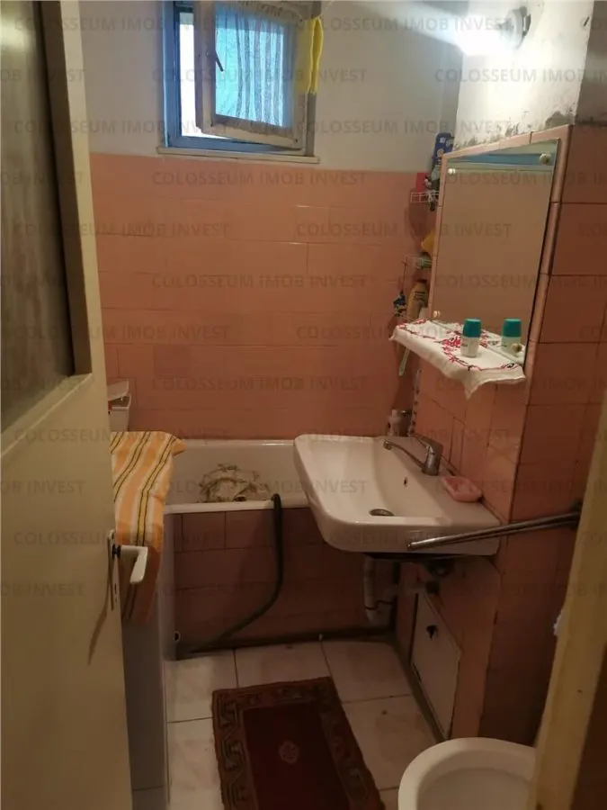 Apartament 2 camere, semidecomandat - zona Astra - foto 11