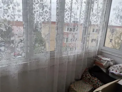 Apartament 2 camere, semidecomandat - zona Astra - foto 9