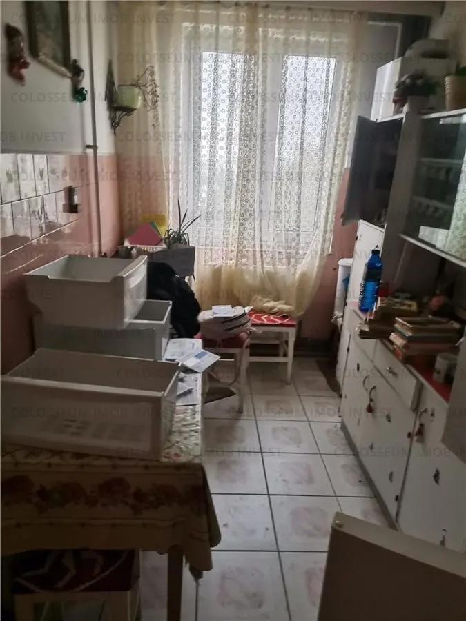 Apartament 2 camere, semidecomandat - zona Astra - foto 10