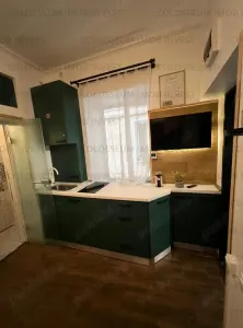 Camera de camin cu baie si bucatarie - zona CentruI Istoric - foto 2