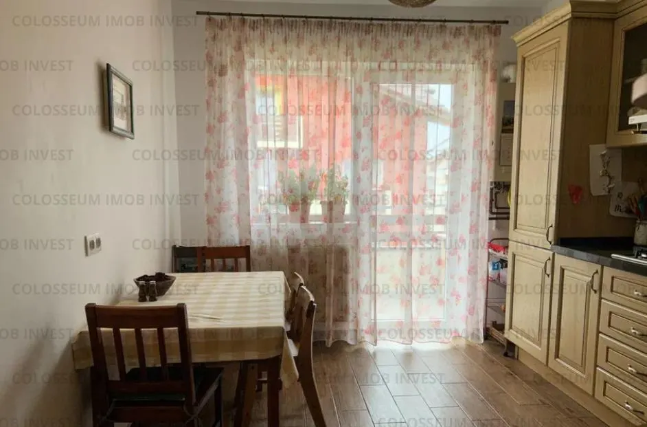 Apartament 4 camere, decomandat - zona Sanpetru - foto 6