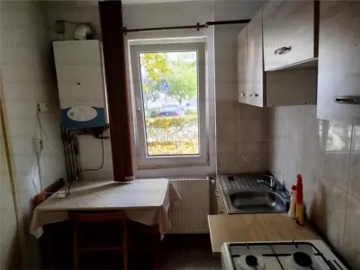Apartament 2 camere,semidecomandat - zona Astra - foto 8