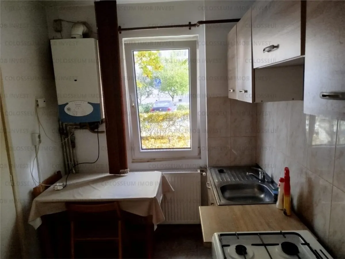 Apartament 2 camere,semidecomandat - zona Astra - foto 8