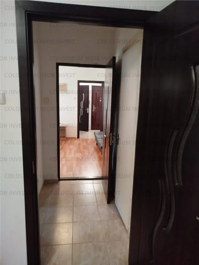 Apartament 2 camere,semidecomandat - zona Astra - foto 10
