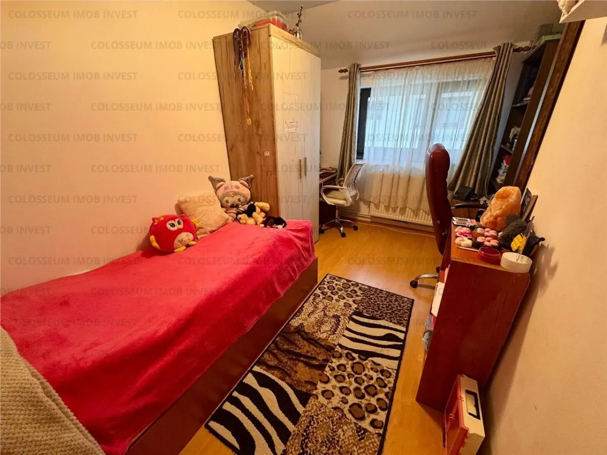 Apartament 3 camere, decomandat - Sanpetru, complex Roca Village - foto 4