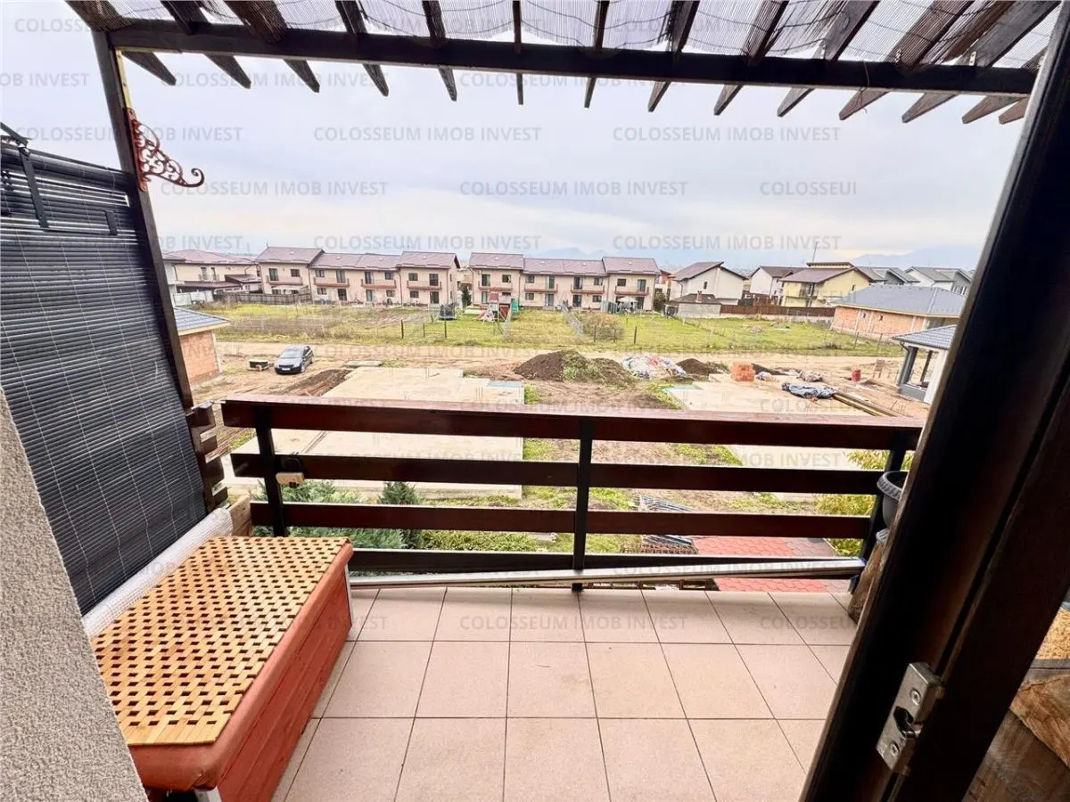 Apartament 3 camere, decomandat - Sanpetru, complex Roca Village - foto 10