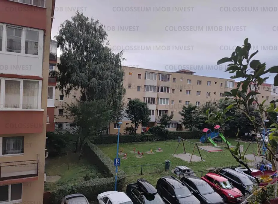 Apartament 5 camere, decomandat - zona Tractorul - foto 6