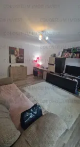 Apartament 2 camere, decomandat - zona Racadau - foto 2