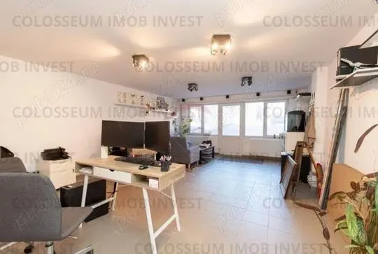 Apartament 2 camere, semidecomandat - zona Bartolomeu - foto 3
