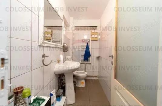 Apartament 2 camere, semidecomandat - zona Bartolomeu - foto 6