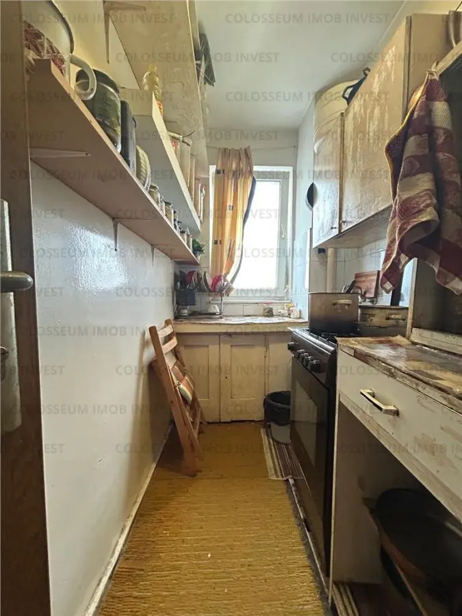 Apartament 2 camere, semidecomandat - zona Florilor - foto 4
