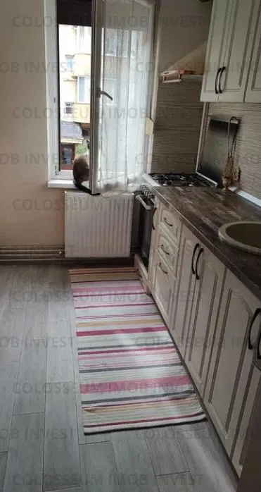 Apartament 2 camere, decomandat - zona Craiter - foto 4