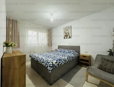 Apartament 2,5 camere, decomandat - zona Noua - foto 2