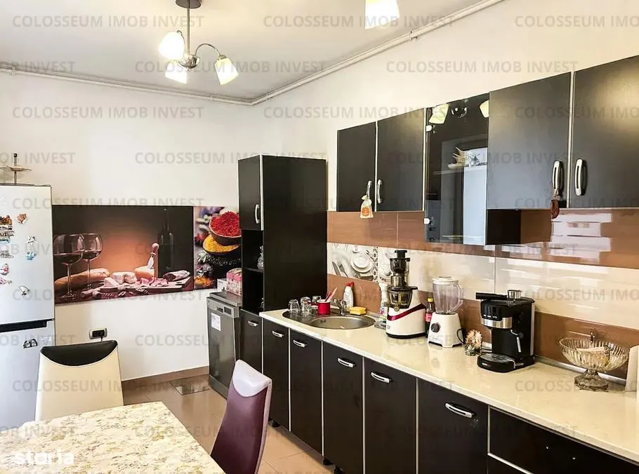 Apartament 2 camere, decomandat - zona Tractorul - foto 6