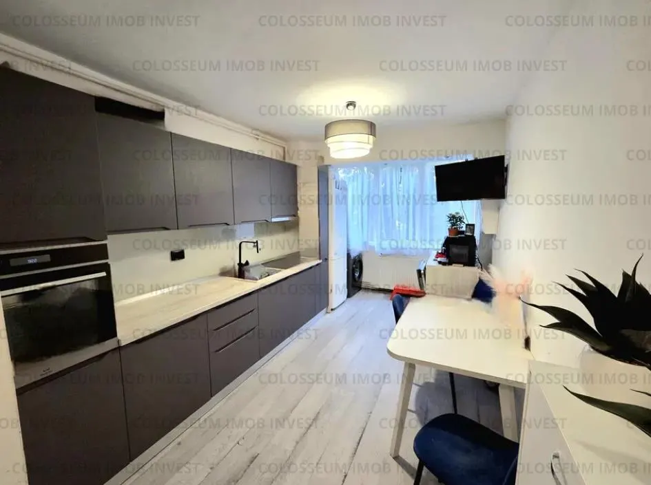 Apartament 2 camere, semidecomandat - zona Grivitei - foto 1