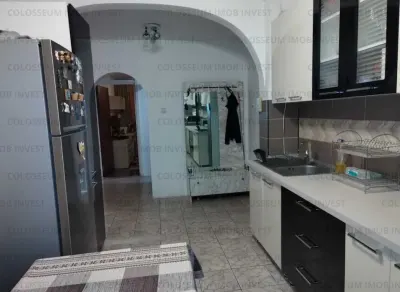 Apartament 4 camere, semidecomandat - zona Tractorul - foto 7