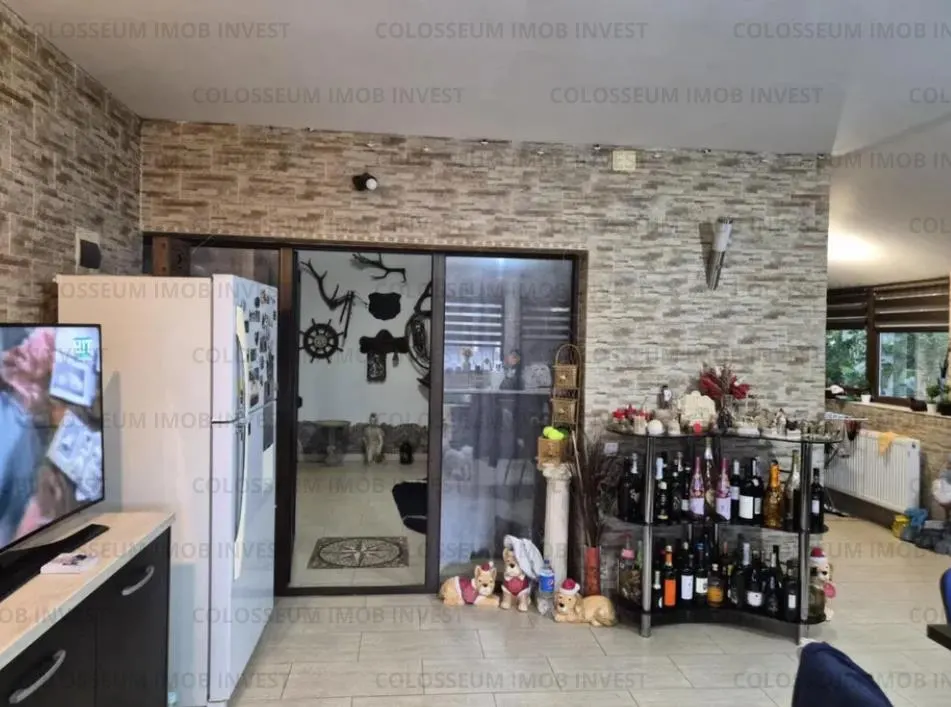 Apartament 3 camere, semidecomandat - zona Sanpetru - foto 4