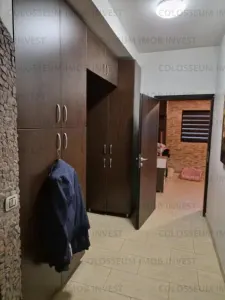 Apartament 3 camere, semidecomandat - zona Sanpetru - foto 6