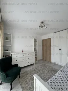 Apartament 3 camere, decomandat - zona Tractorul - foto 3