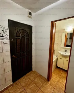 Camera de camin cu baie si bucatarie - zona Noua - foto 4